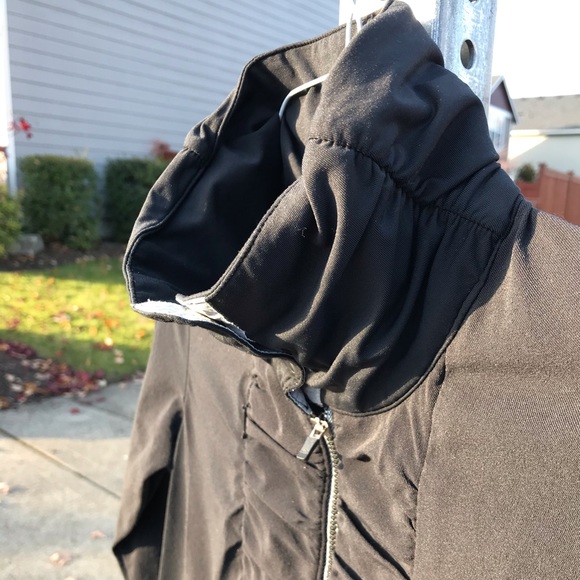 Brooks Long Sleeve Workout Tee - Picture 3 of 5